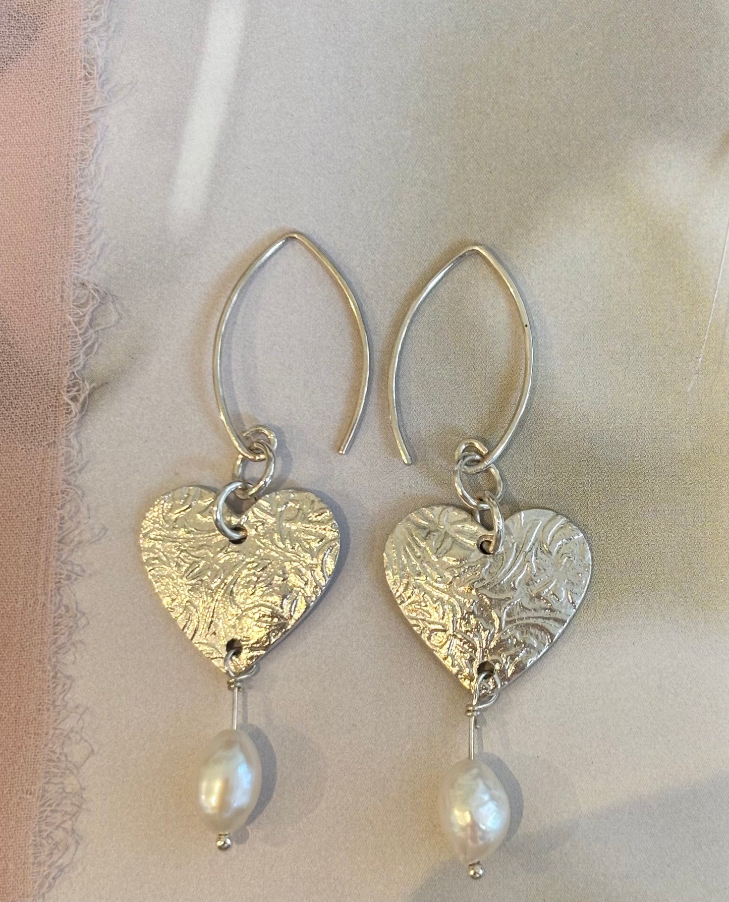 Silver Textured Heart Earrings with Keshi Pearls