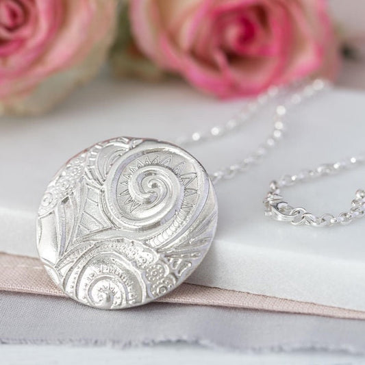 Abstract Circle  pendant