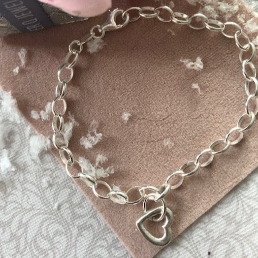 Open Heart Charm bracelet