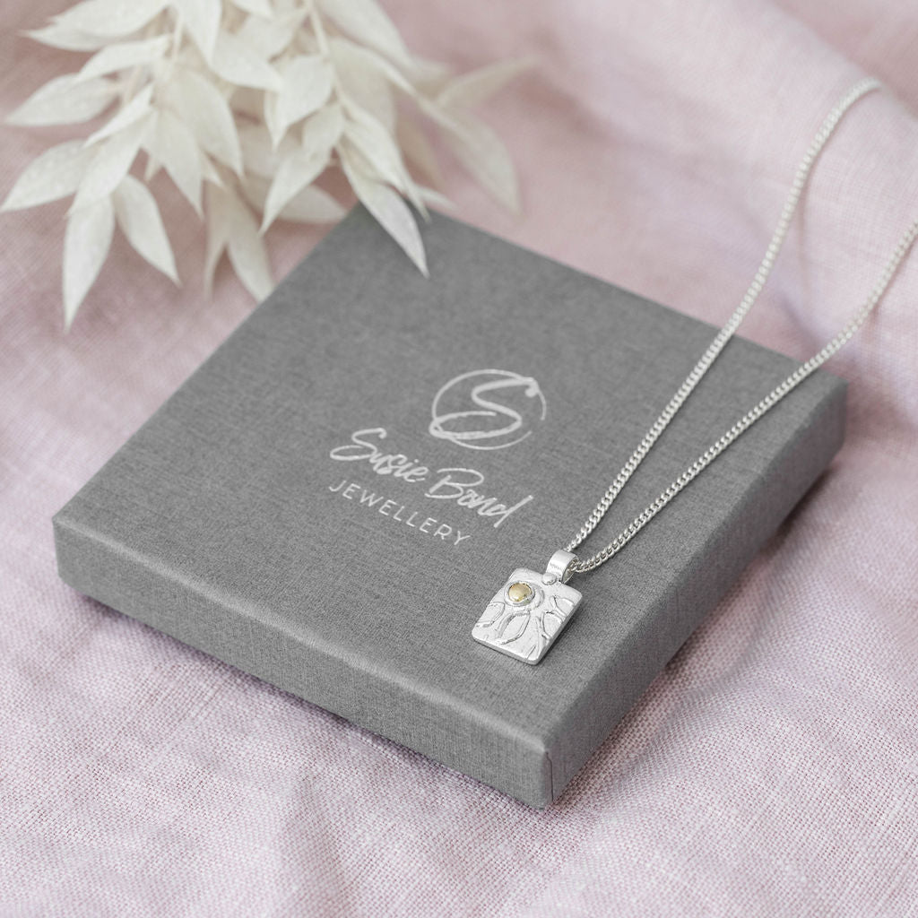 Silver Daisy Necklace with 9ct gold nugget centre